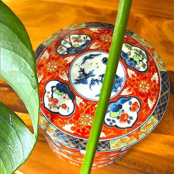 Vintage Japanese Imari Jubako Bento Box | 3-Tier Stackable Porcelain Container - Picture 6 of 17